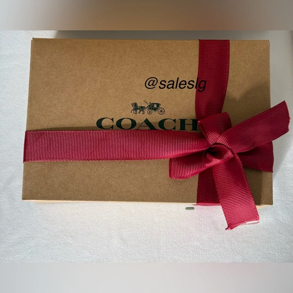 Coach Packaging Supplies extra small-sized packaging for medium-small wallets